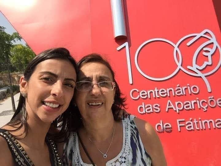 Alexandra e sua mãe Maria Alexandra (Portugal)
