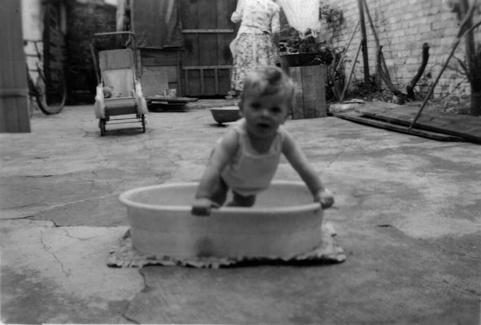 Reinaldinho na casa da Rua Javari 293 - 1958