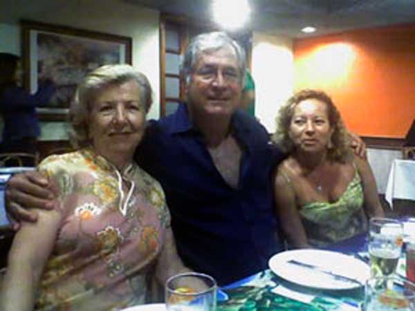 Lídia (2ª esposa de Ângelo), Paulo César Stávale (filho de Ângelo Stávale e Clelea Baena) e Diva (esposa de Paulo César).