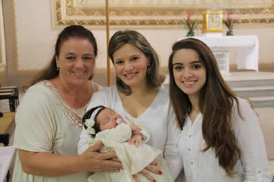 Monica, as filhas Juliana e Rafaela e a neta Sofia 20/12/2015