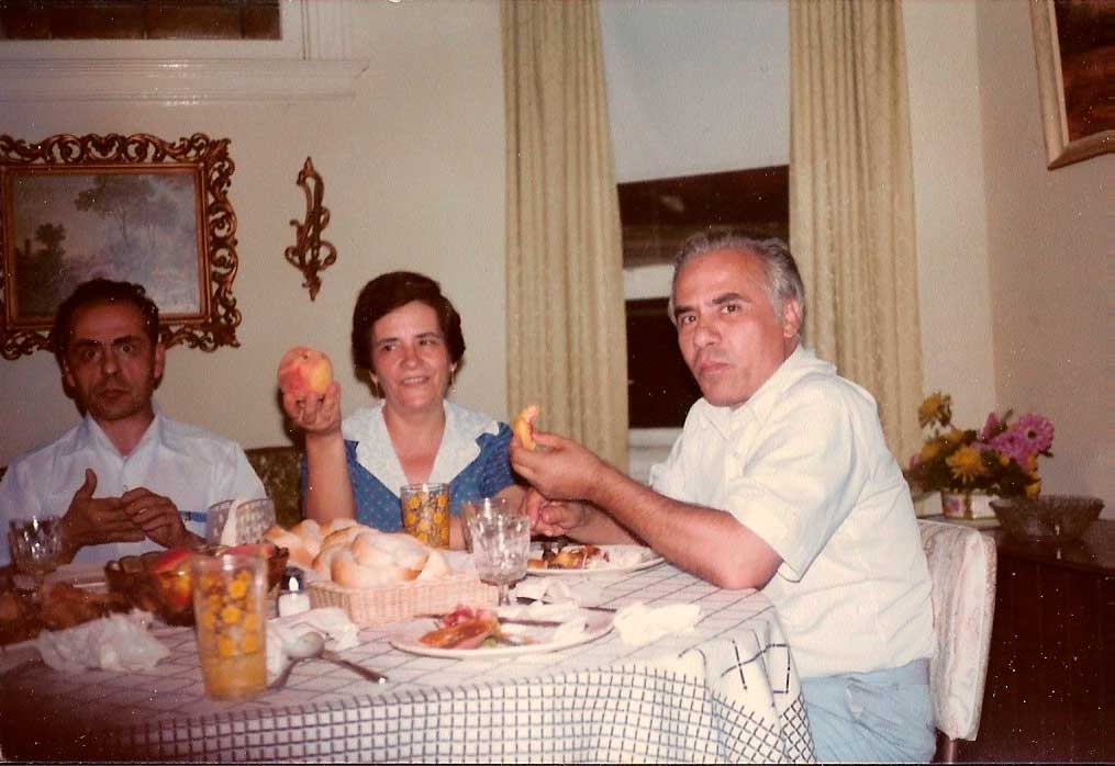 Photo of Maria Stávale in Fuscaldo - Italy. Maria with the brothers that emigrated to the USA Francesco and Carmelo