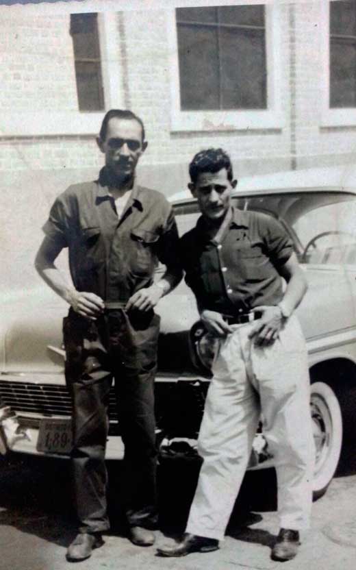 Jair Furlanetto (à direita da foto) e o amigo