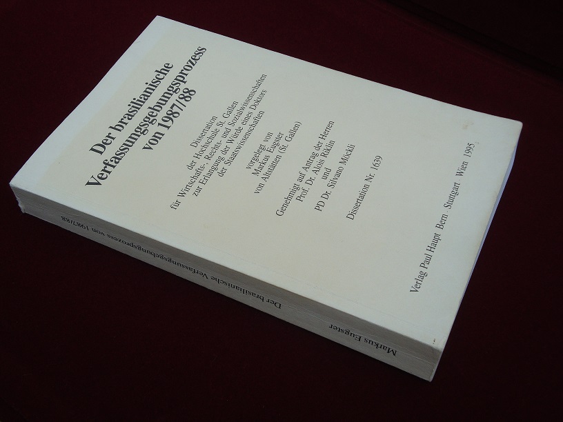 Livro suiço sobre a Constituição Brasileira, de Markus Eugster