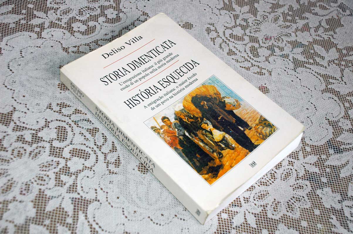 11. Libro 'Storia Dimenticata' di Deliso Villa
