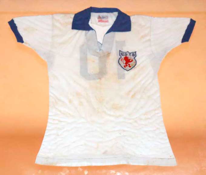 1 Uniforme de Reinaldo Stávale do time de futebol Bandeirantes