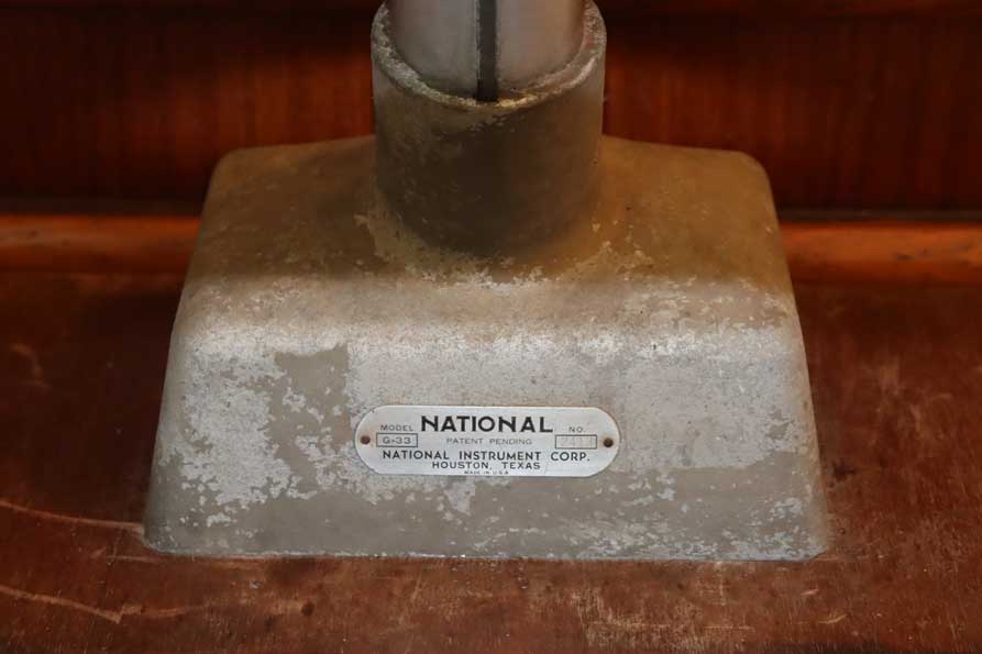 Ampliador fotográfico antigo da National Instrument Corp. em Houston - Texas (USA)