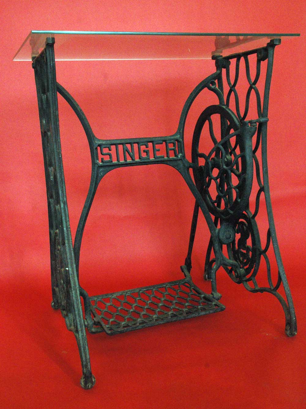 12 Antiga Base Singer da maquina de costura Vigorelli de Lygia