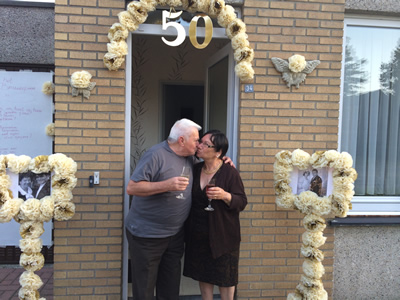 Francesco ed Elma Maria commemorano 50 anni di matrimonio