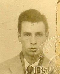 João Pedro Stávale (filho do imigrante Pietro B. Stávale com Alzira). Foto de 11 de junho de 1953.